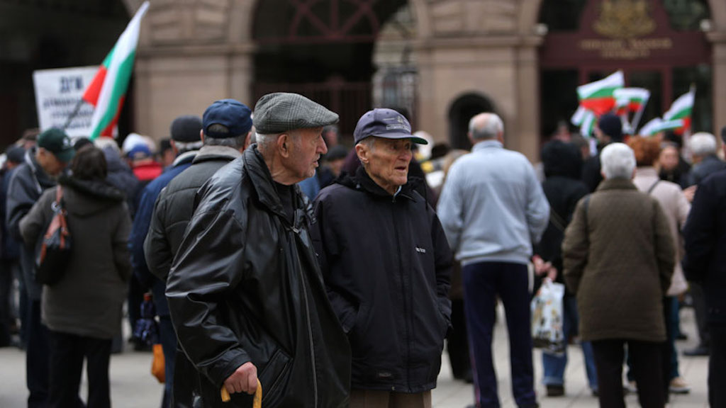 From the Bulgarian govt with love: 40 leva for Easter to impoverished pensioners