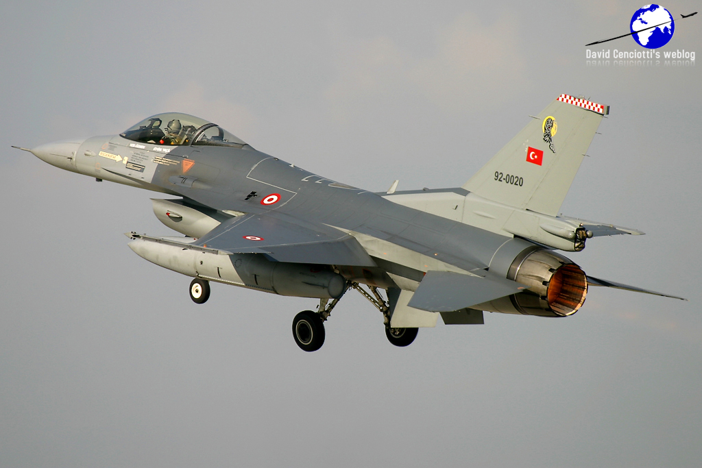 Turkish training F-16 jet crashes, one soldier dead according to sources