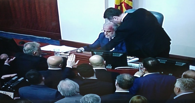 Gruevski physically attacks Speaker Xhaferi in parliament (VIDEO)