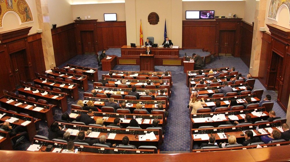 Law on languages dictates future of government coalition