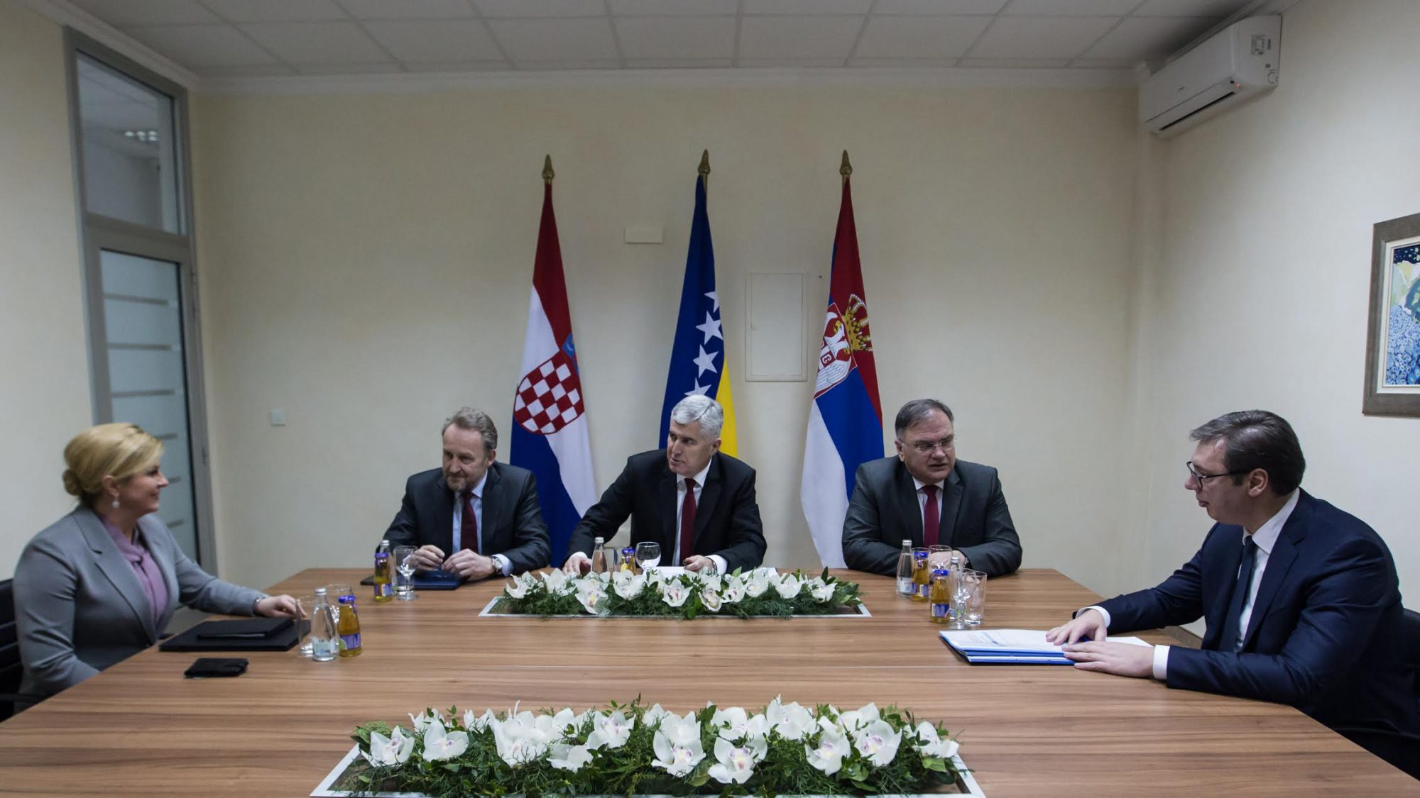 BiH-Serbia-Croatia meeting in Mostar pointed out the problem of borders