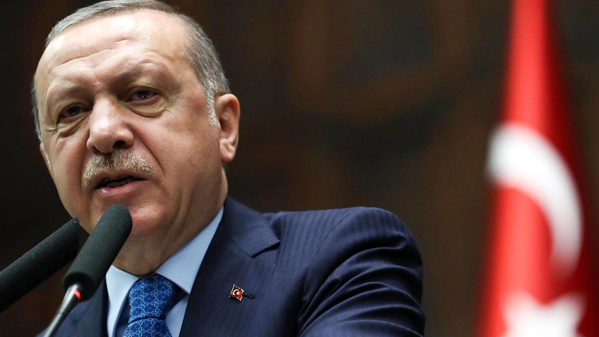Erdogan leads Turkey to snap elections; the economy and Aksener his top priorities