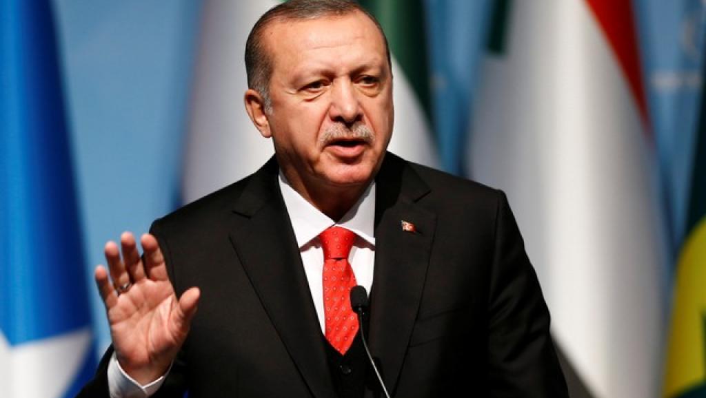 Ο Erdogan οδηγεί τη χώρα σε αιφνιδιαστικές εκλογές.