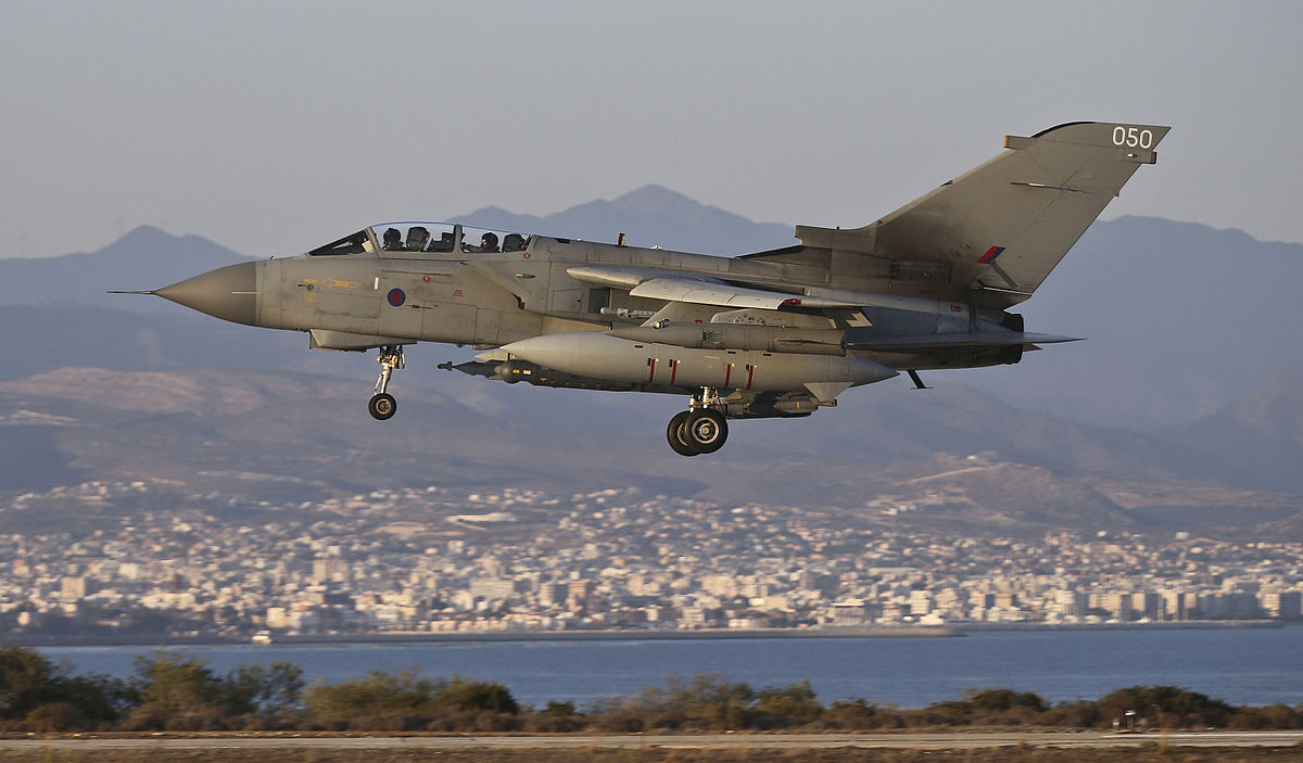RAF Akrotiri base in the centre of the Syrian military operations scenarios