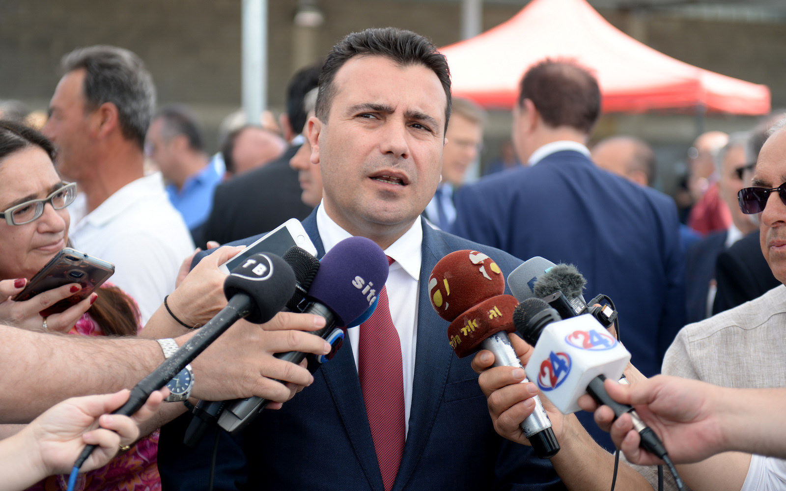 Zaev: Meeting with Tsipras does not imply a deal about the name
