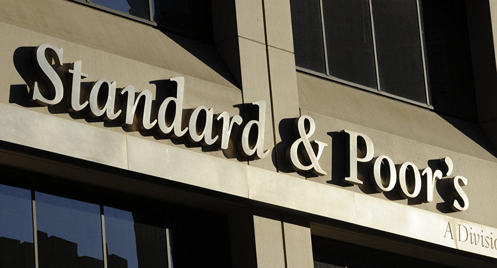 S&P upgrades Greek banks