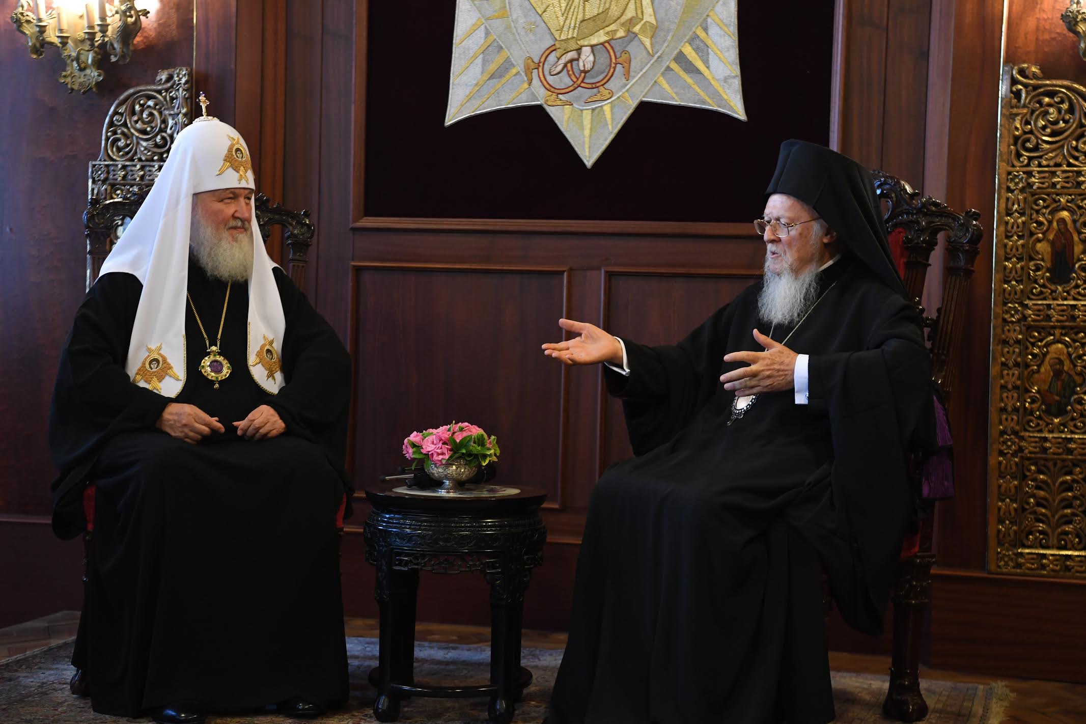 Επίσκεψη του Πατριάρχη Μόσχας στον Οικουμενικό Πατριάρχη Βαρθολομαίο