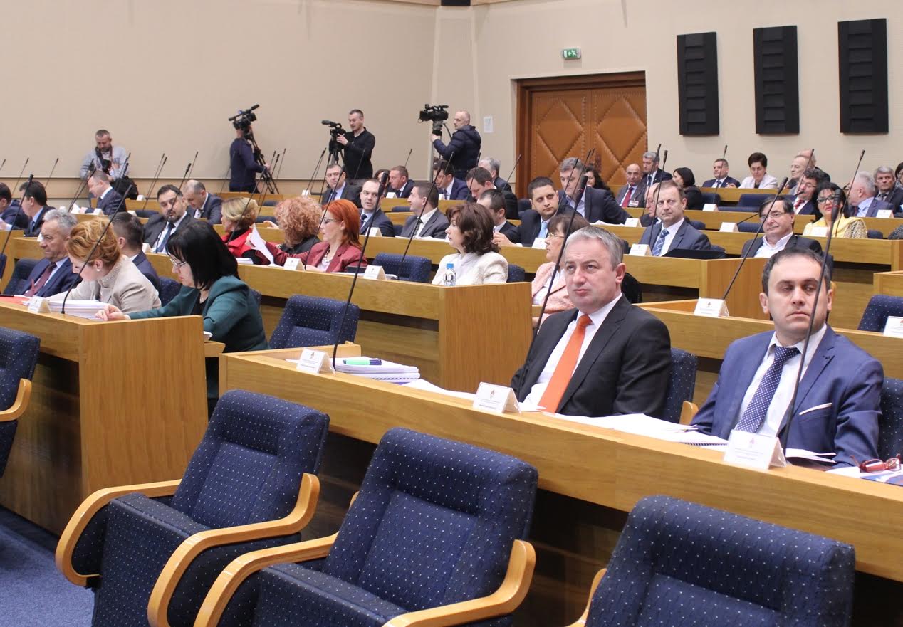 ‘Srebrenica report’ – a necessity or election rethoric?
