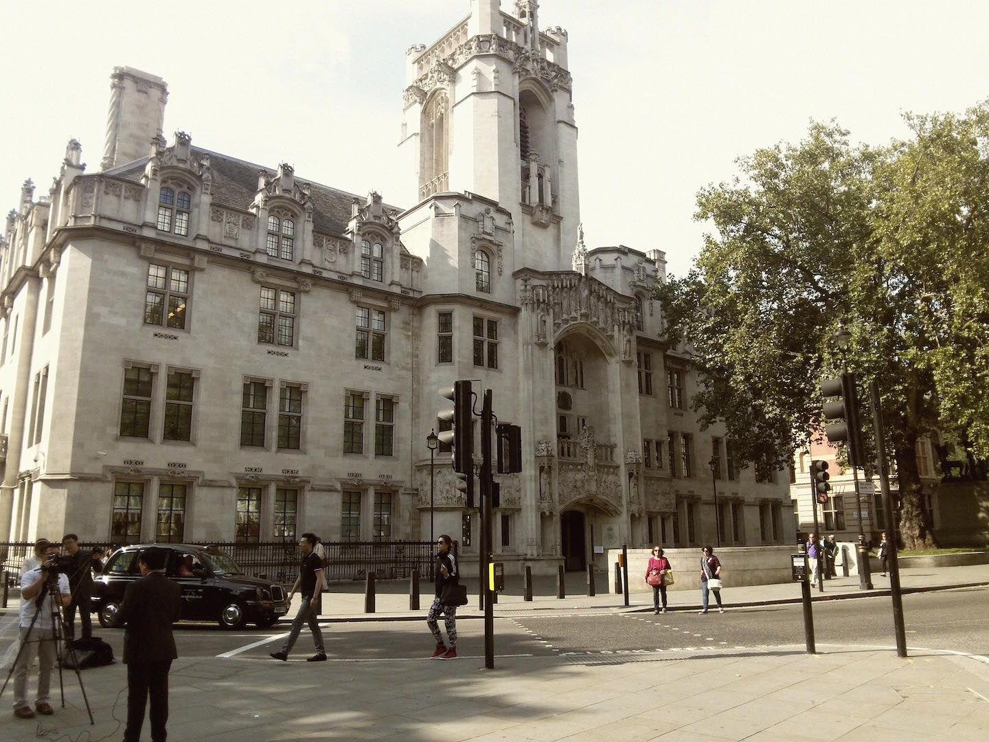 UK Supreme Court passes judgment on refugees in British base areas of Cyprus