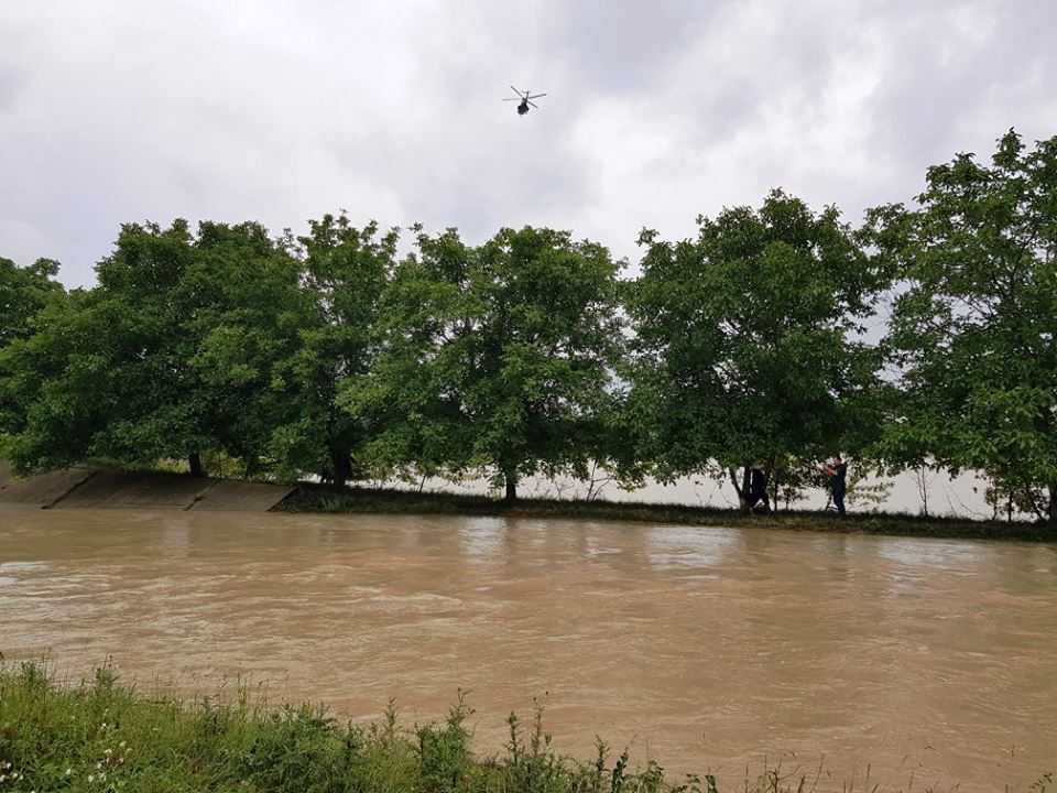 Deadly storms in Romania, dangerous meteorological phenomena to continue