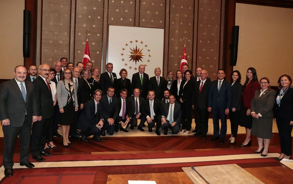 Ο Erdogan συναντήθηκε με στελέχη 30 αμερικανικών εταιρειών