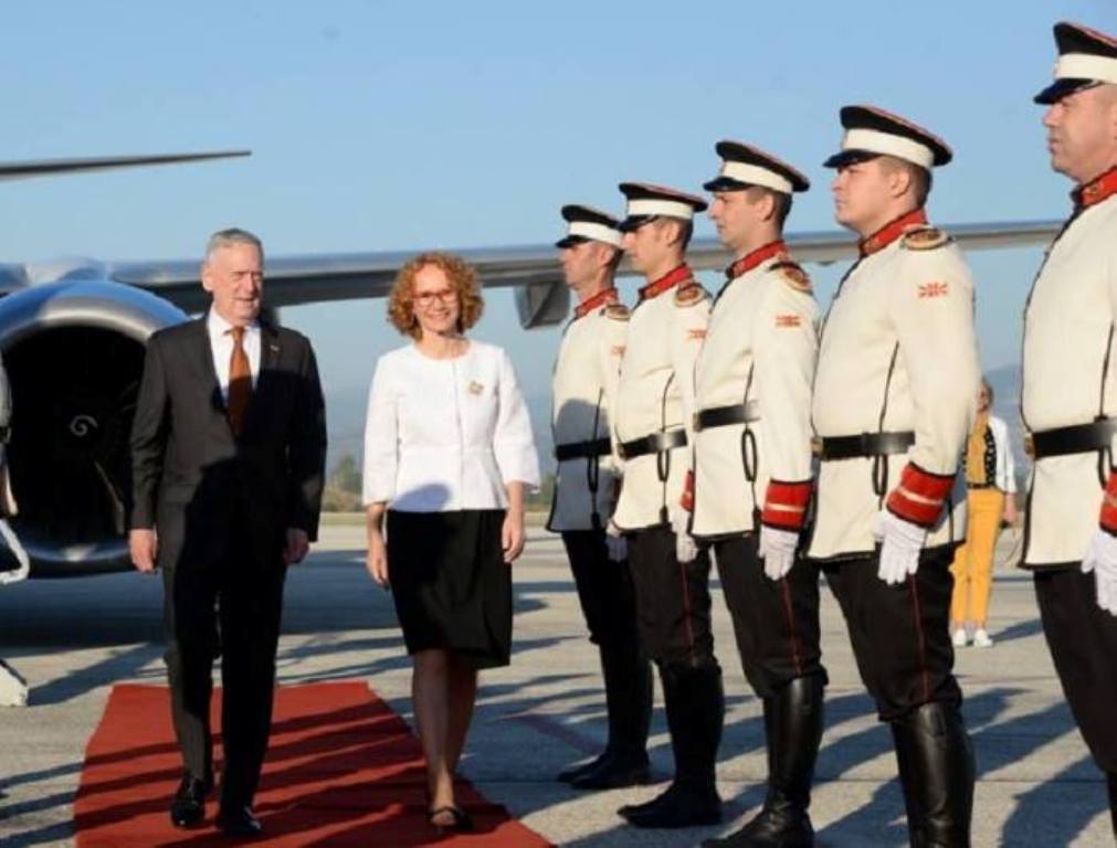 US Defence Secretary Mattis arrives in Skopje