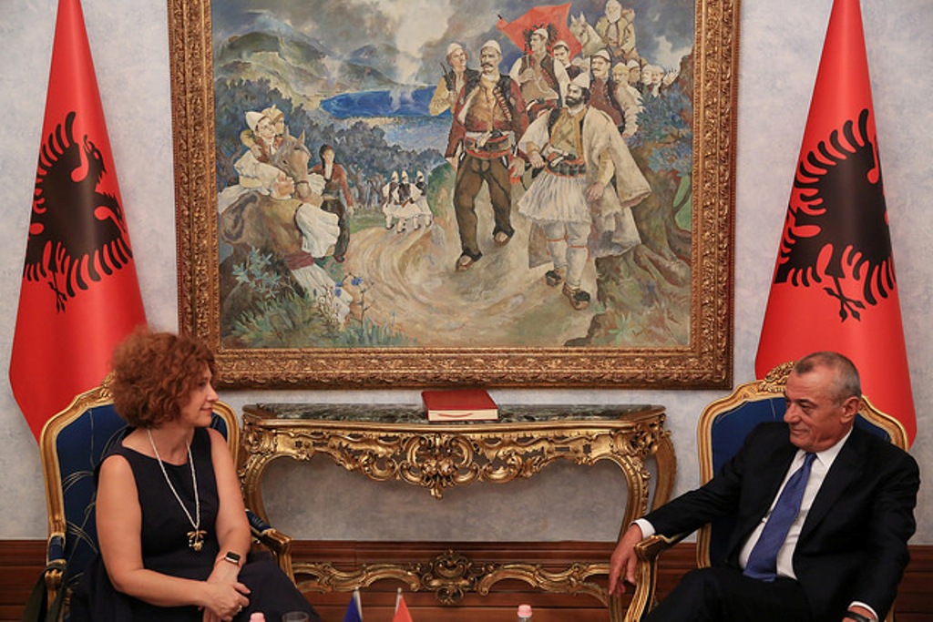 Albanian parliamentary speaker Ruçi praises the contribution given by the EU ambassador