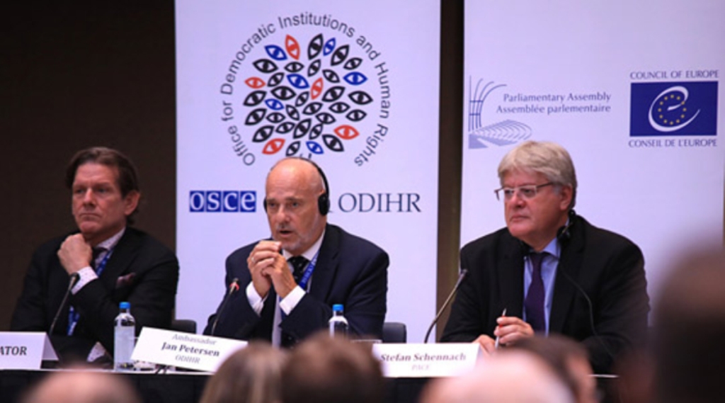 Despite gaps in legal framework, fundamental freedoms were respected in impartially administered referendum, international observers say in Skopje
