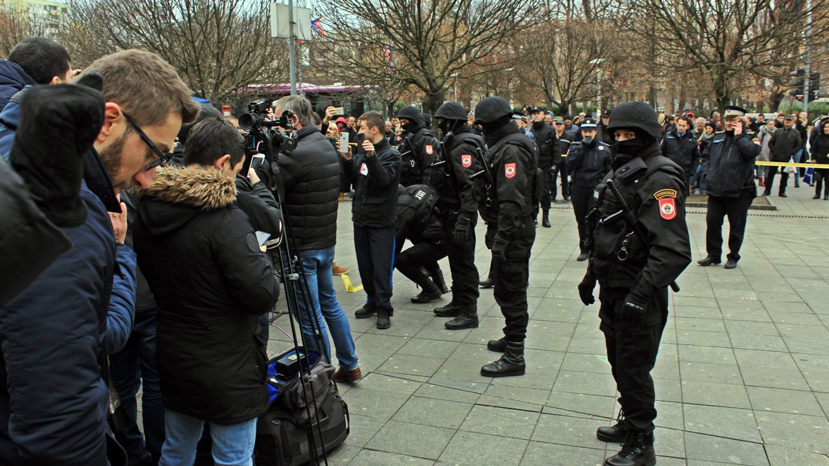 Demonstrations for David Dragičević end with arrests in Banja Luka main square