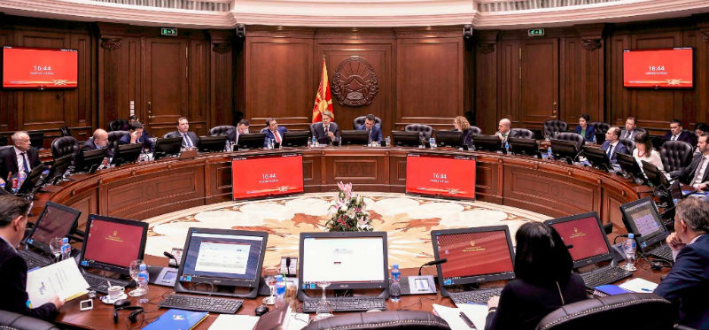 ΠΓΔΜ: Η κυβέρνηση κατέθεσε στη Βουλή τα τελικά κείμενα των τροπολογιών του Συντάγματος