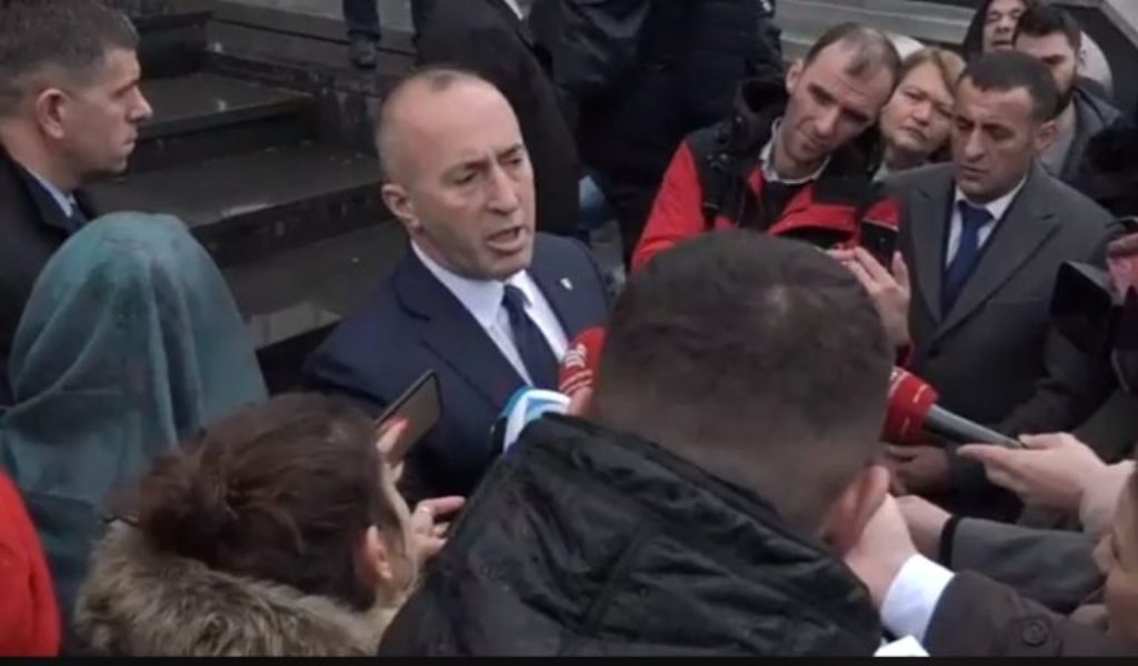 Kosovski premijer Haradinaj kaže da se tarifa na uvoz iz Srbije može ukinuti samo kroz dijalog