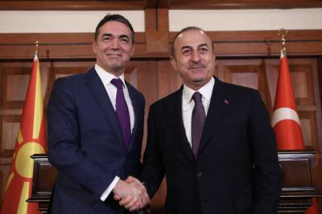 Cavusoglu: «Θα αναγνωρίσουμε τη Μακεδονία με τη συνταγματική της ονομασία»
