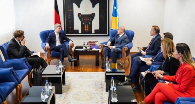 Kosovo under mounting pressure by international community