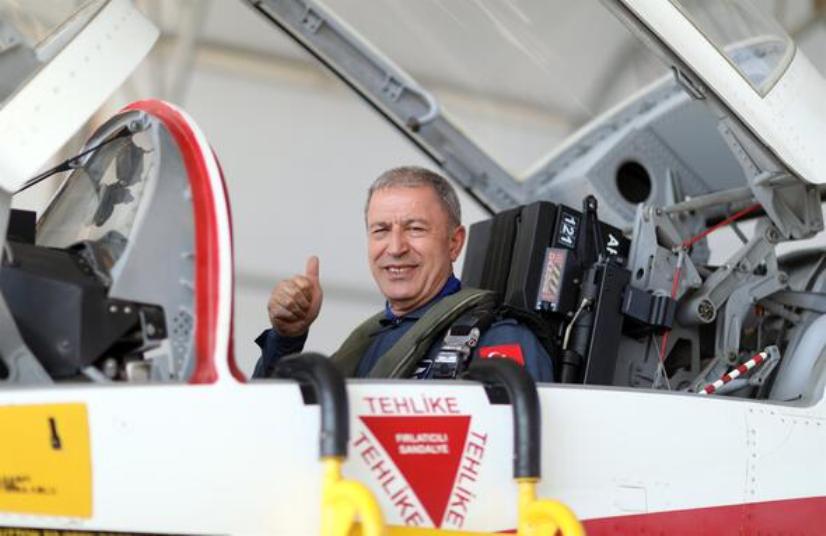 Hulusi Akar flew over the Aegean with a T-38 trainer aircraft