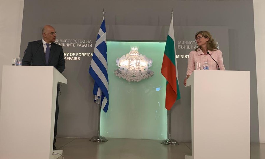 Zaharieva, Dendias confirm the strategic relationship between Bulgaria and Greece