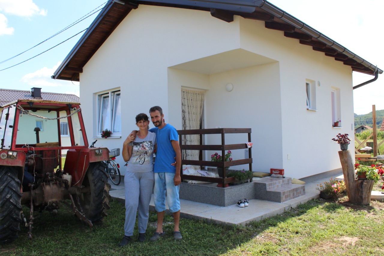 EU and UNDP continue to help people who lost their homes during the floods