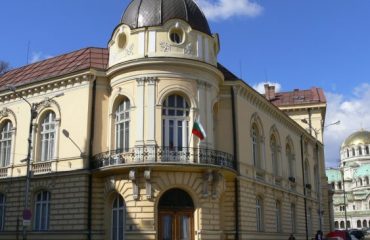 Bulgarian Academy denies the Macedonian language, reactions from Skopje