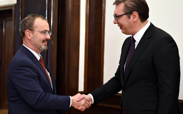 Serbia: Vucic meets Godfrey