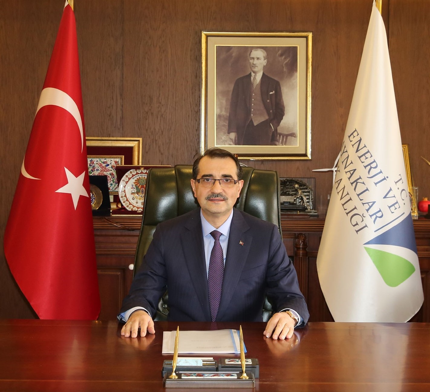 Turkey: Energy Minister announces drilling operations south of Kastellorizo