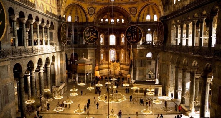 Greek Foreign Ministry: The reading of the Qur’an inside Hagia Sophia offends the international community
