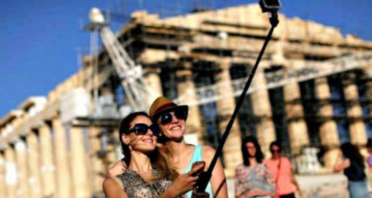 Greece: New wave of cancellations strikes Tourism industry