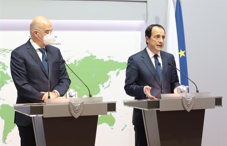 Cyprus: Christodoulides and Dendias discuss Greek-Cypriot coordination