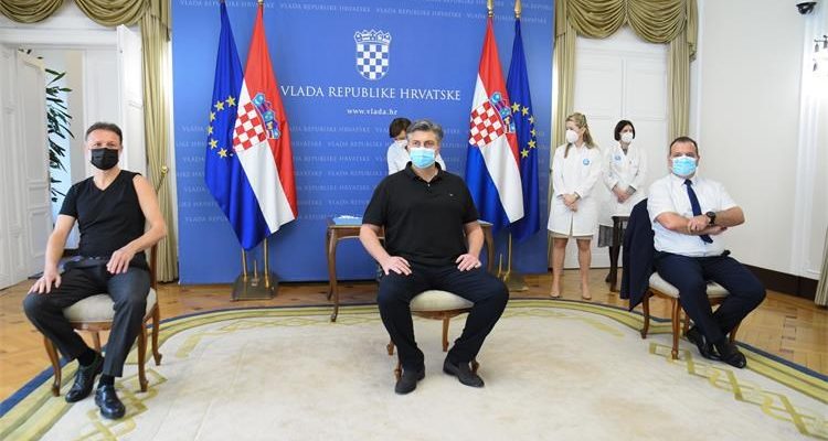Croatia: Plenković, Jandroković, Beroš receive AstraZeneca vaccine