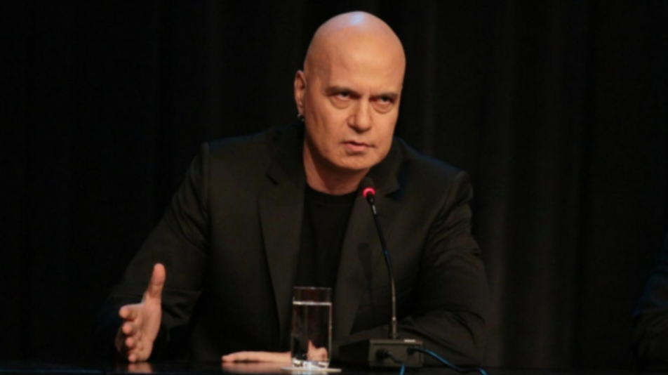 Bulgaria: Runner-up party leader Slavi Trifonov speaks out after Borissov’s statements