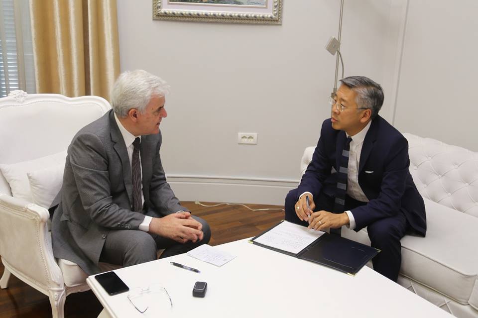 Ambassador Lu: The US supports the fight against crime