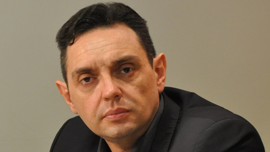 Ministrit serb i ndalohet hyrja në Kosovë