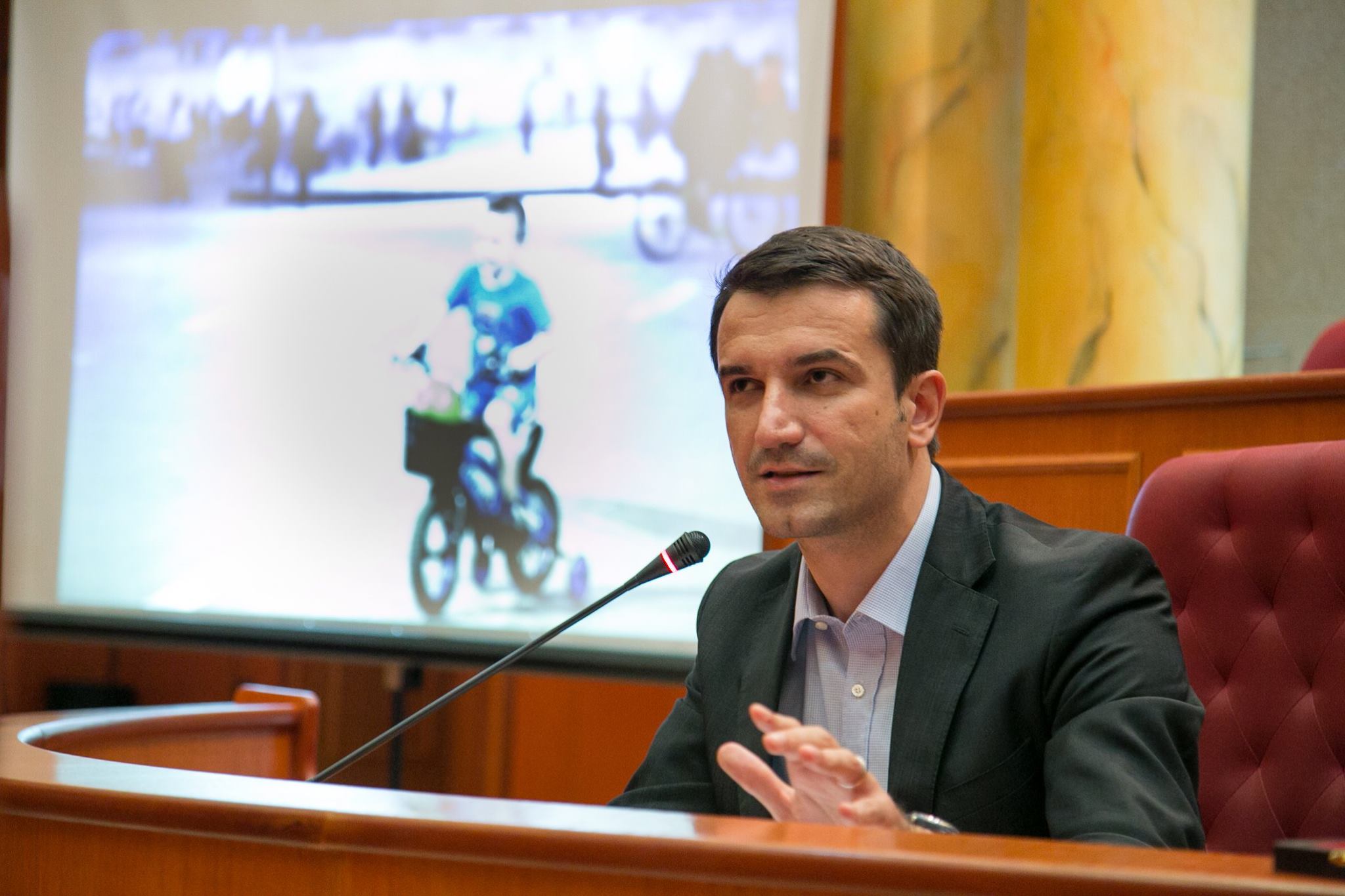 Solidarity, municipality of Tirana allocates 50 thousand euros for the municipality of Athens