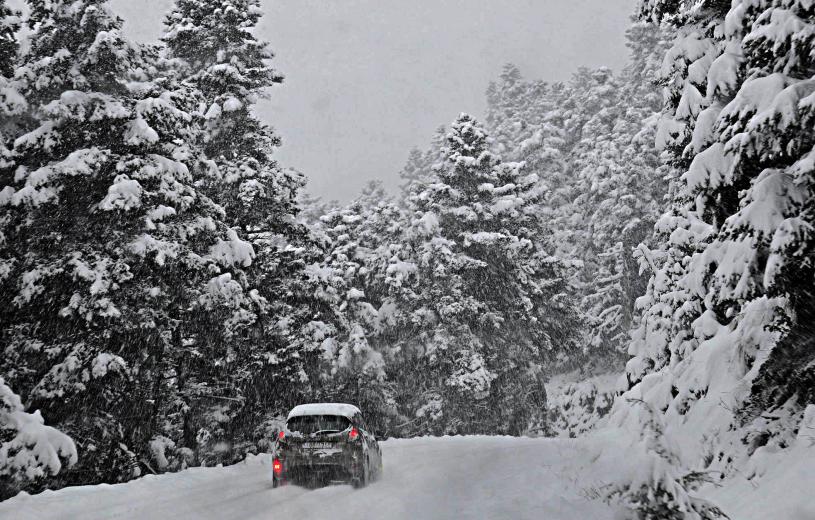 Bad weather sweeps across Albania