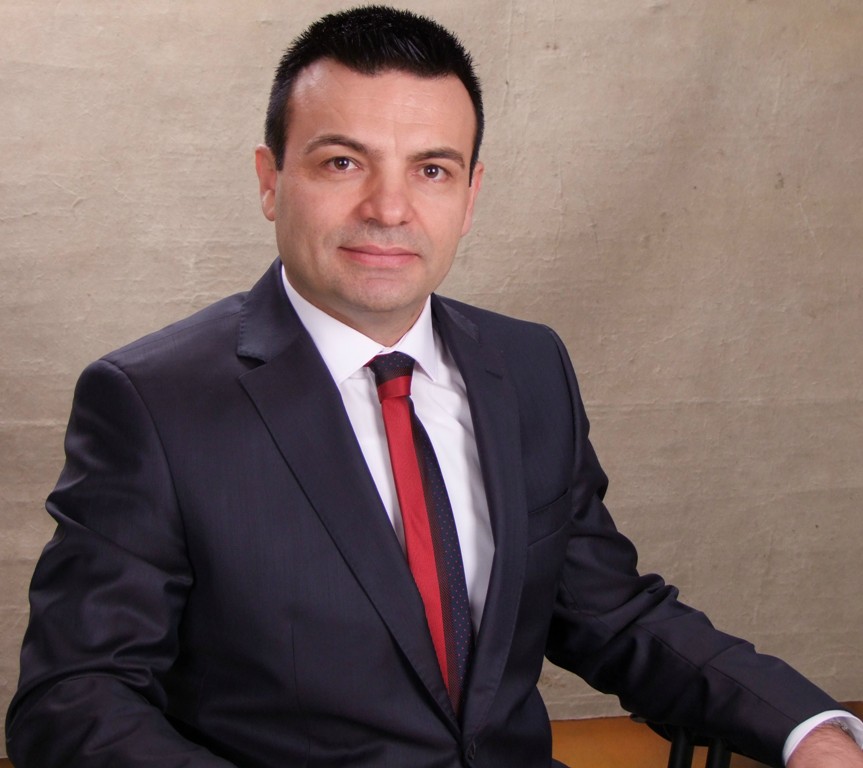 IBNA Intervistë/Roshi: Djegia e mandateve, një lajthitje e pamenduar mirë