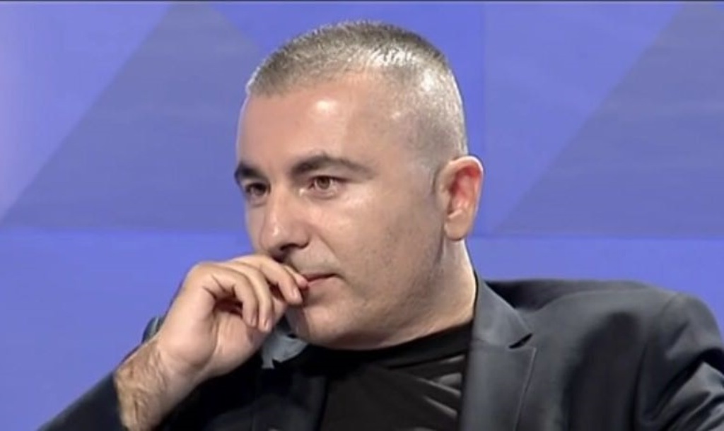 OPINION/PROTESTA E BASHËS VS PROTESTA E STUDENTËVE