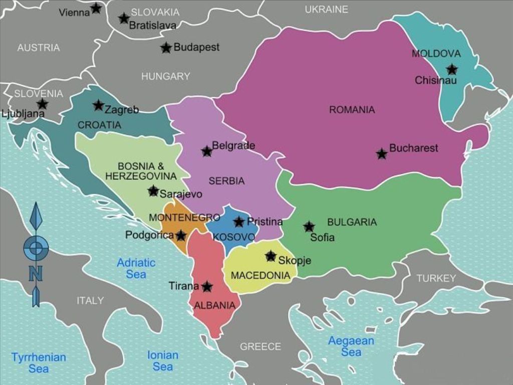 Ballkani mes luftës dhe paqes