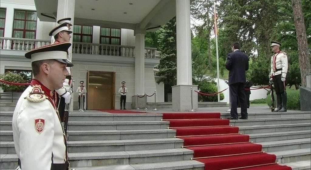 Opozita po bëhet gati për presidencialet, maxhoranca në kërkim të një kandidati