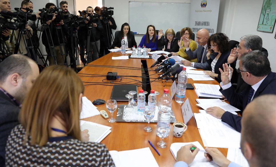 Antikorrupsioni hapë hetime për 42 familjarë të funksionarëve qeveritarë