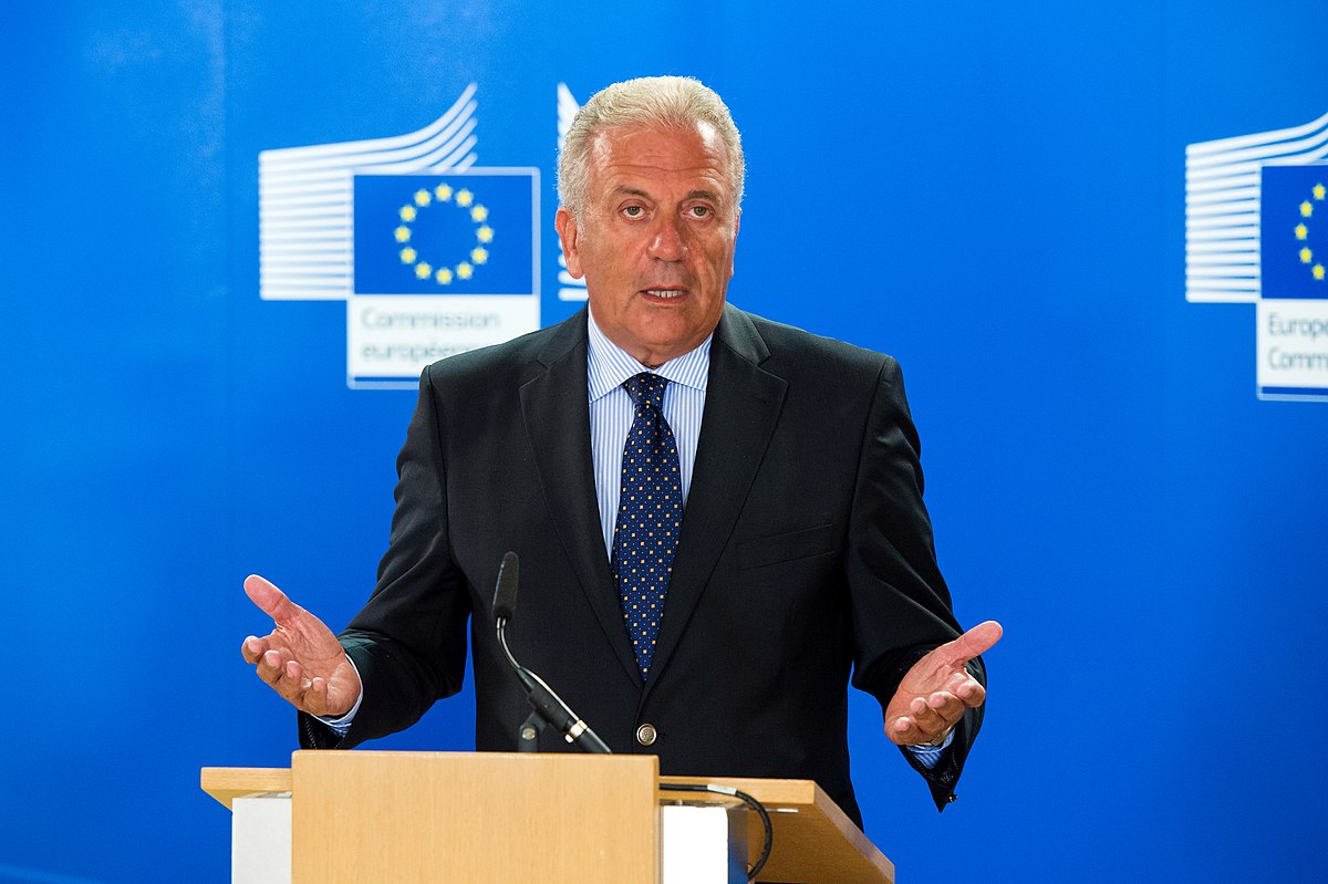 Avramopulos: Kosovarët e meritojnë liberalizimin