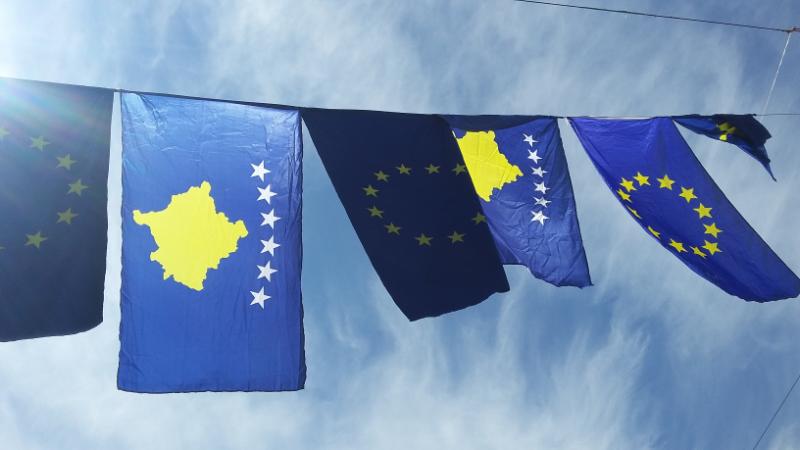 Edhe pse të izoluar, kosovarët festojnë ditën e Evropës