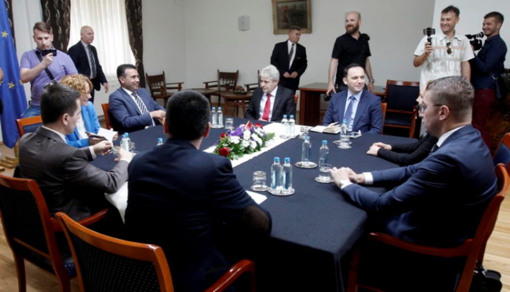 Debate për zgjedhje të parakohshme në Maqedoninë e Veriut