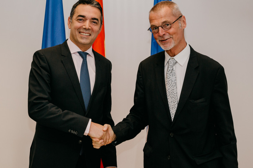 Ndihmës-sekretari i NATO-s vizitë në Shkup: Kilometri i fundit i maratonës për në NATO