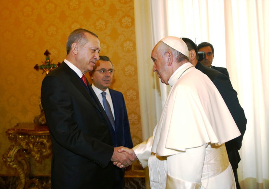 Ο Erdogan συναντήθηκε με τον Πάπα