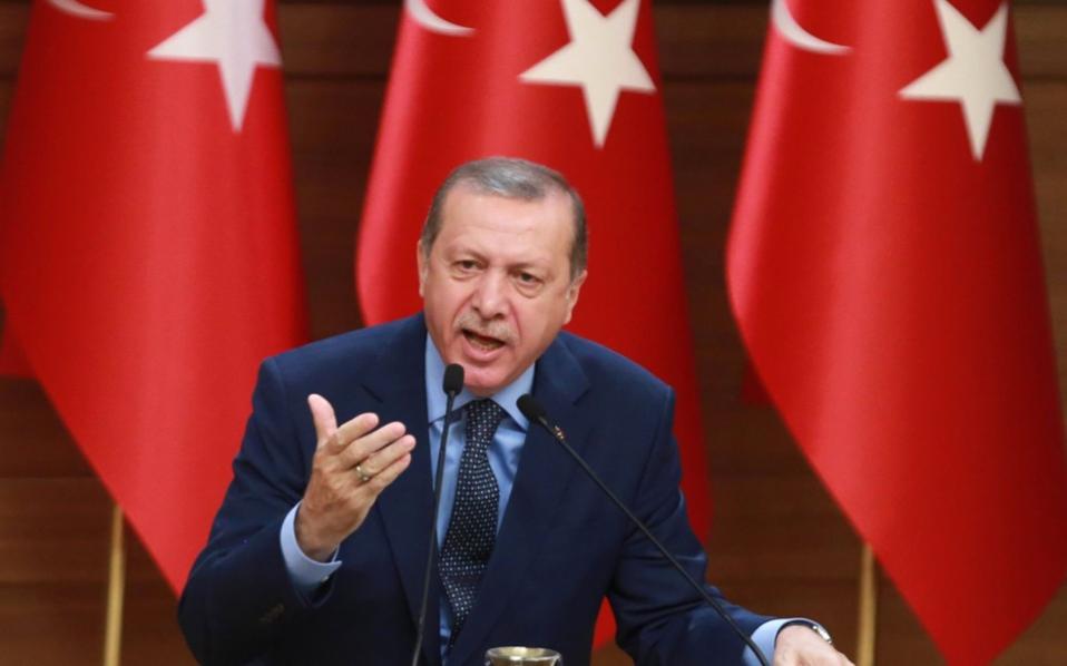 O Εrdogan καλεί τον τουρκικό λαό σε ετοιμότητα για επιστράτευση