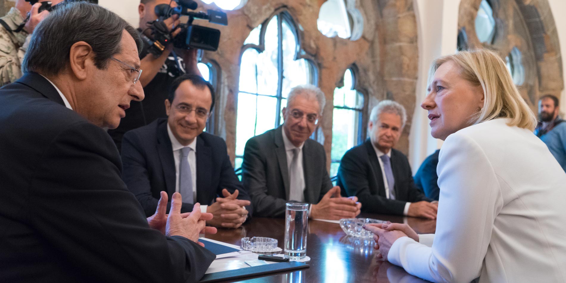 Ο Πρόεδρος Αναστασιάδης δέχθηκε την Ειδική Αντιπρόσωπο του ΓΓ του ΟΗΕ στην Κύπρο